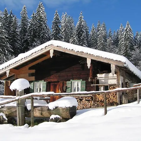 Haus Achental 아파트
